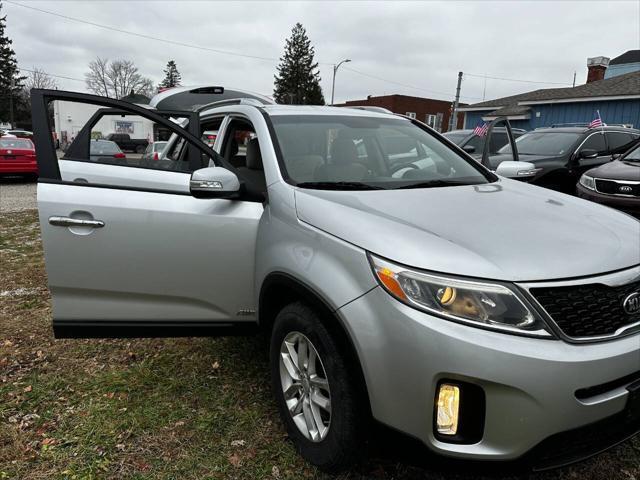 used 2014 Kia Sorento car, priced at $6,900