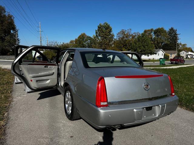 used 2006 Cadillac DTS car, priced at $6,200