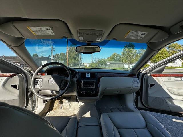 used 2006 Cadillac DTS car, priced at $6,200