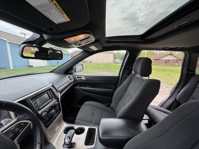 used 2015 Jeep Grand Cherokee car, priced at $14,900