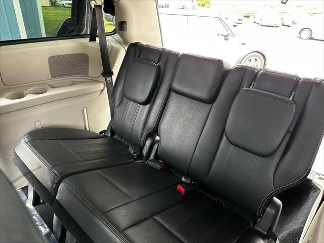 used 2014 Chrysler Town & Country car, priced at $5,800