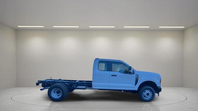 new 2024 Ford F-350 car, priced at $57,190