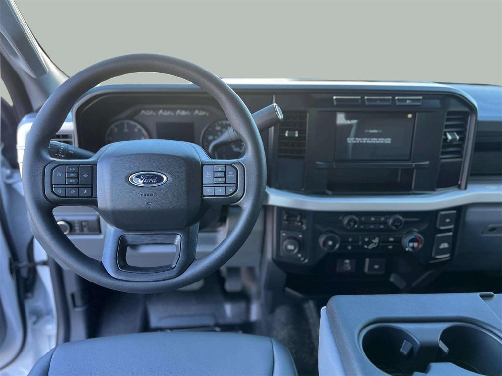 new 2024 Ford F-350 car, priced at $73,250