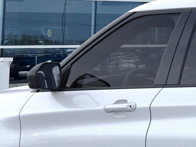 new 2025 Ford Explorer car, priced at $40,378