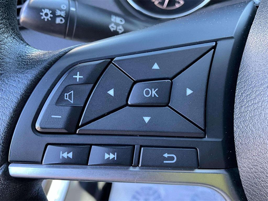 used 2018 Nissan Rogue car, priced at $13,552