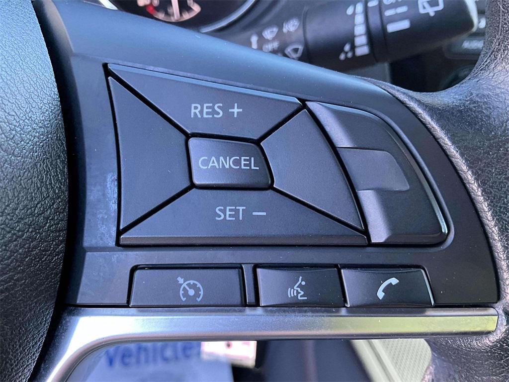 used 2018 Nissan Rogue car, priced at $13,552