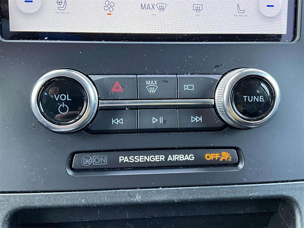 used 2024 Ford Edge car, priced at $27,455