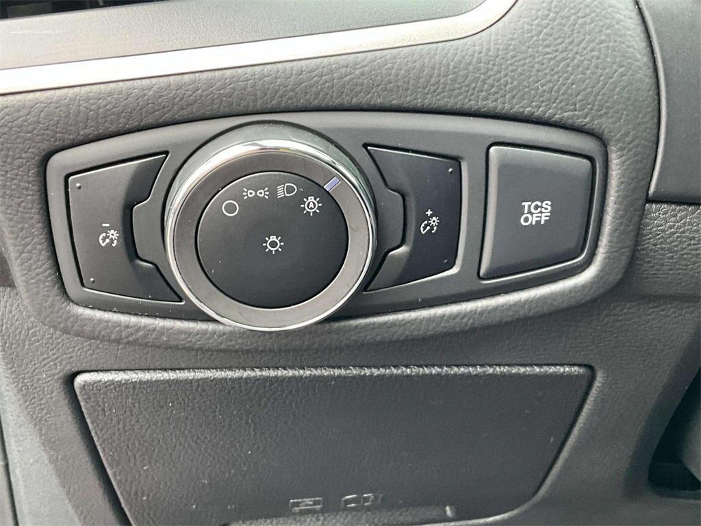 used 2024 Ford Edge car, priced at $23,900