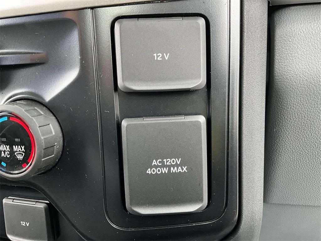 new 2025 Ford F-250 car, priced at $65,136