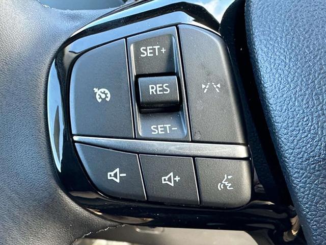 new 2025 Ford Escape car, priced at $29,202