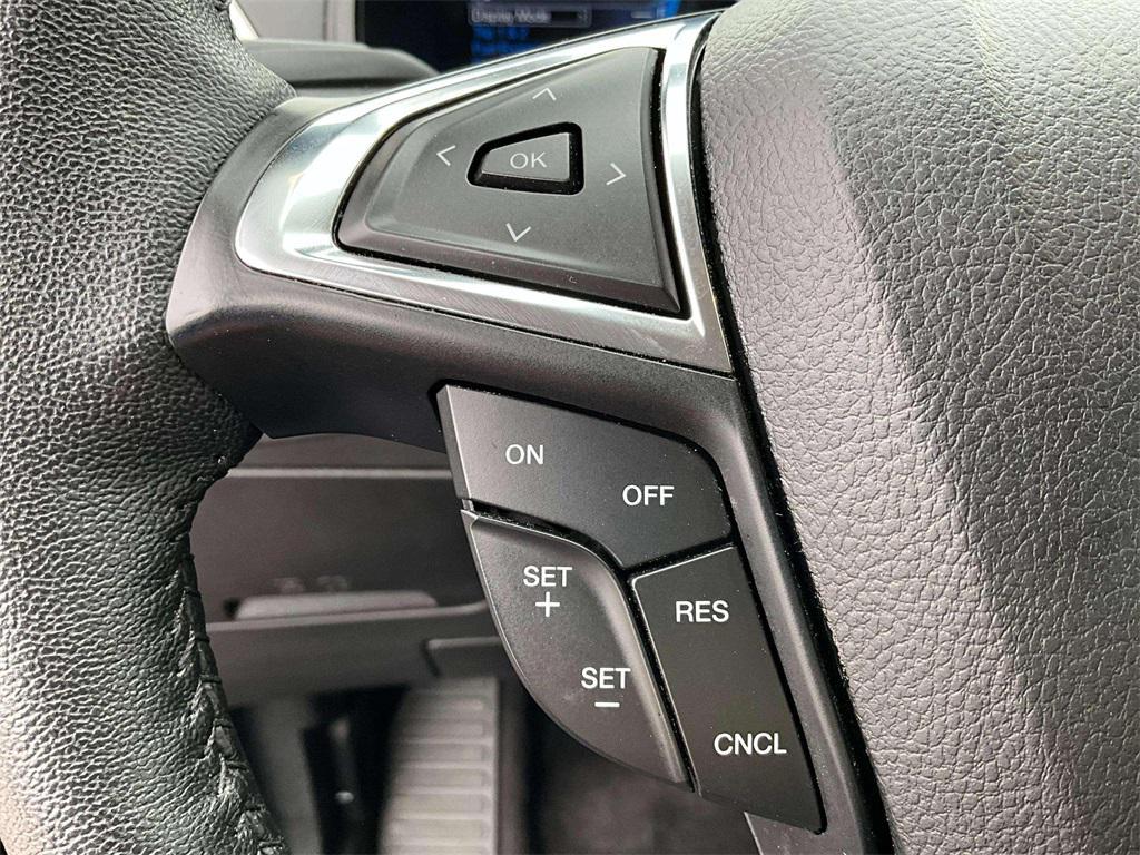 used 2024 Ford Edge car, priced at $25,093