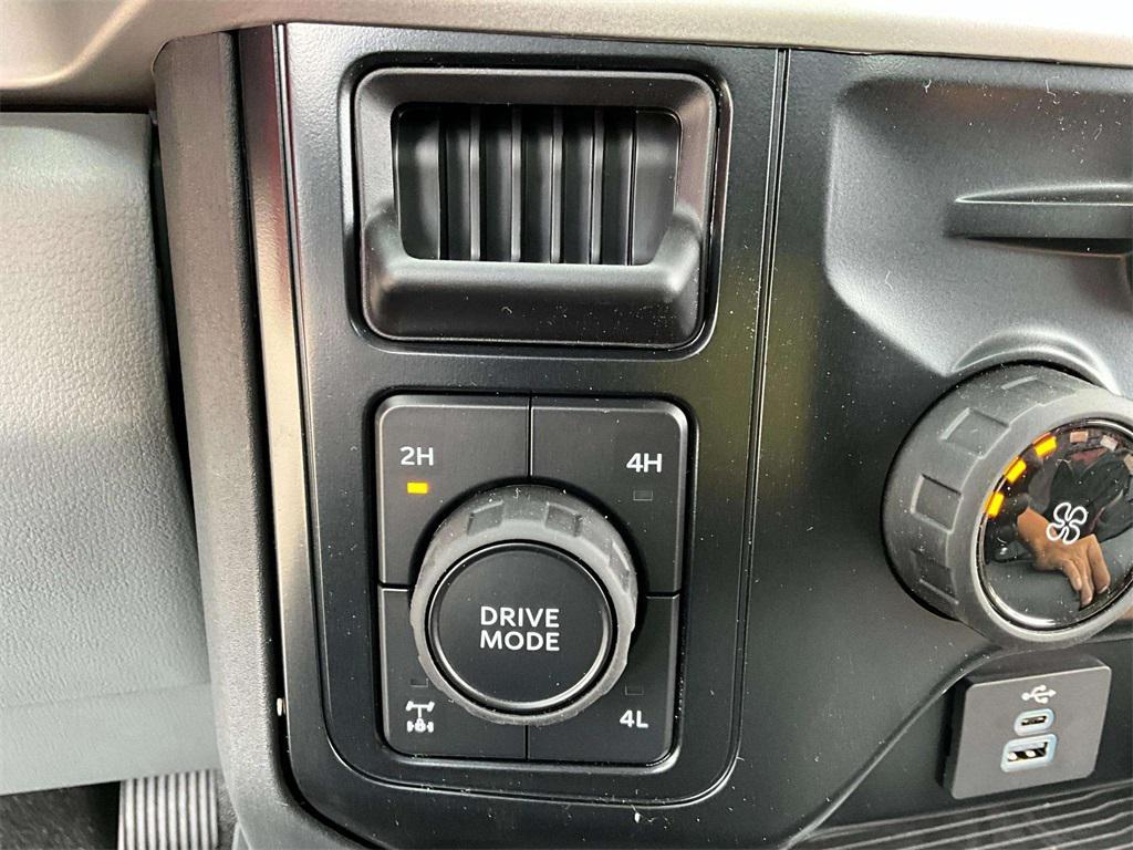 new 2025 Ford F-250 car, priced at $64,136