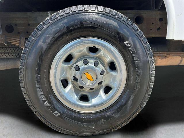 used 2009 Chevrolet Silverado 3500 car, priced at $12,999