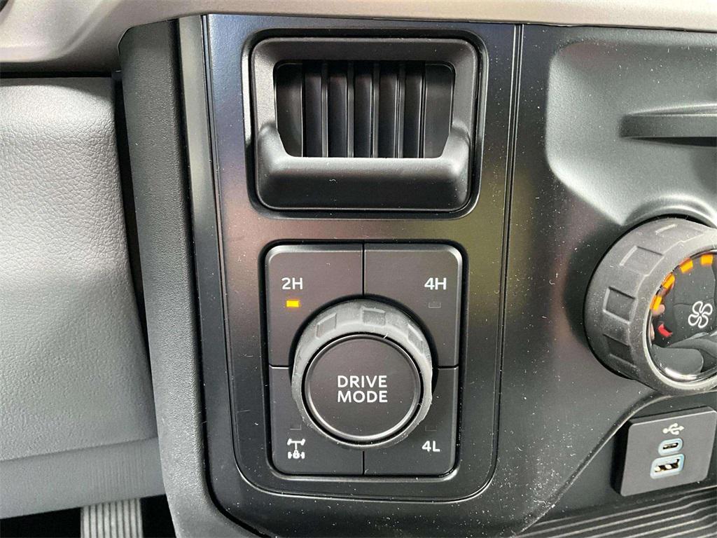 new 2025 Ford F-350 car, priced at $57,208