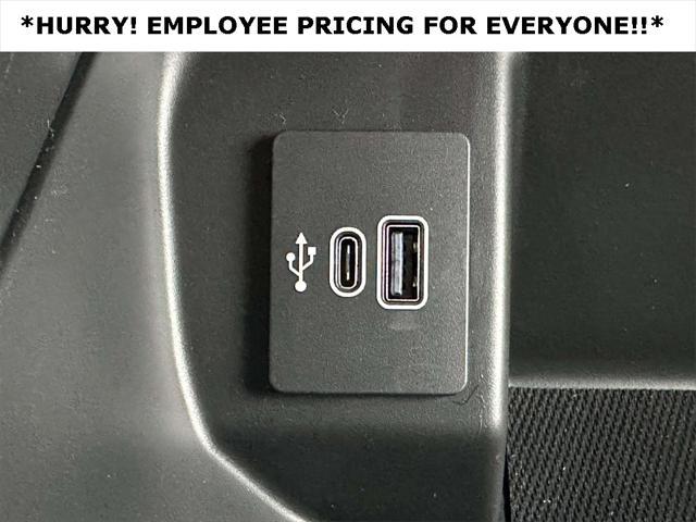 new 2025 Ford F-150 car, priced at $50,612