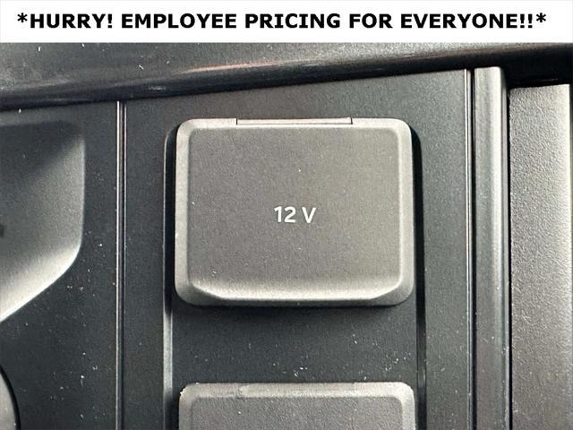 new 2025 Ford F-150 car, priced at $50,612