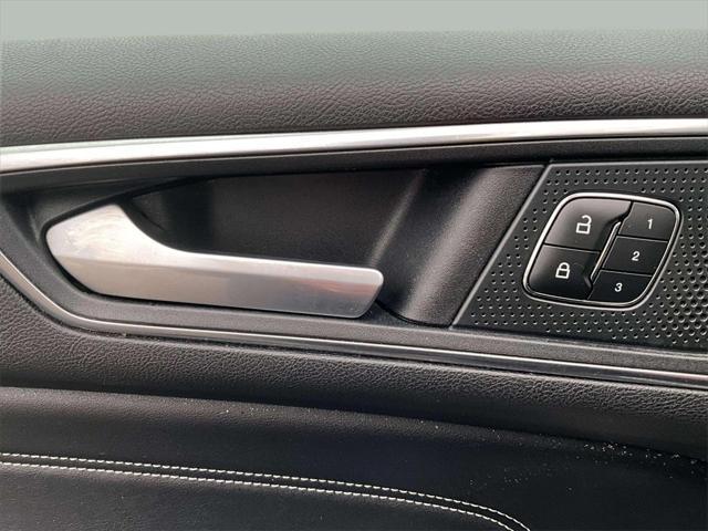 used 2022 Ford Edge car, priced at $20,029