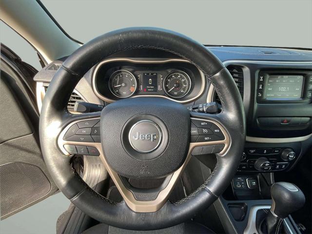 used 2014 Jeep Cherokee car, priced at $11,219