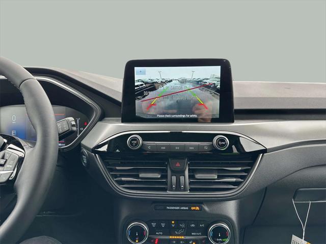 new 2025 Ford Escape car, priced at $30,332