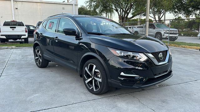 used 2022 Nissan Rogue Sport car, priced at $22,990