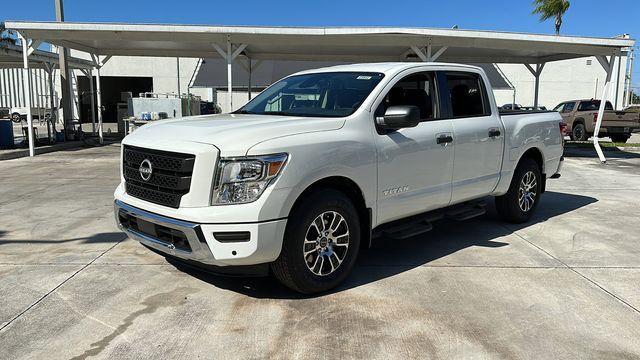 new 2024 Nissan Titan car, priced at $42,084