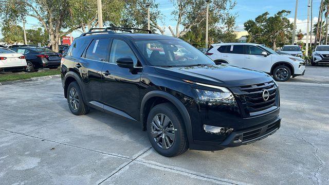 new 2024 Nissan Pathfinder car, priced at $44,335