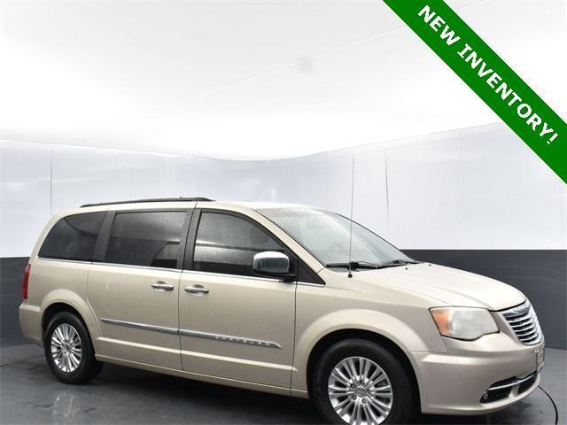 used 2014 Chrysler Town & Country car, priced at $7,999