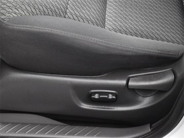 used 2004 Ford Escape car, priced at $7,999