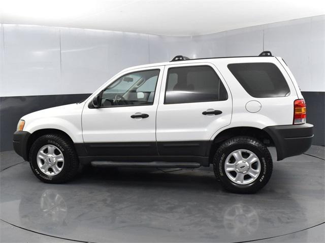 used 2004 Ford Escape car, priced at $7,999