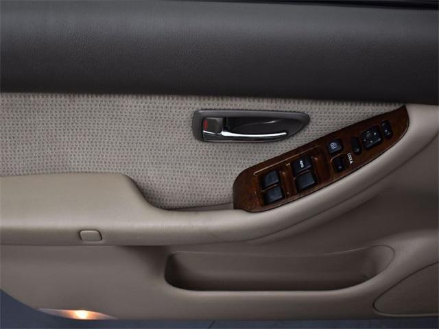 used 2003 Subaru Outback car, priced at $5,601