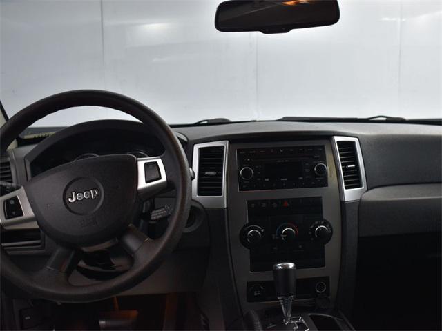 used 2009 Jeep Grand Cherokee car, priced at $5,999