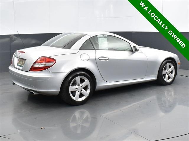 used 2007 Mercedes-Benz SLK-Class car, priced at $11,999