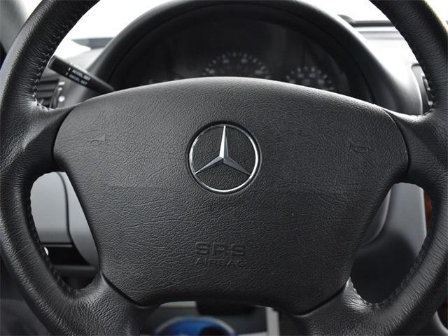 used 2000 Mercedes-Benz M-Class car