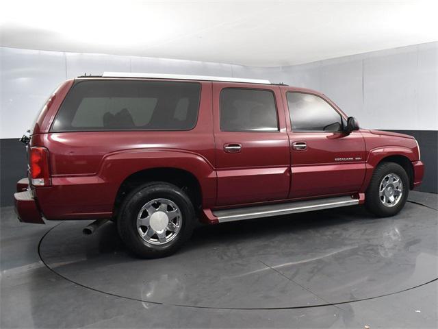 used 2006 Cadillac Escalade ESV car, priced at $9,999