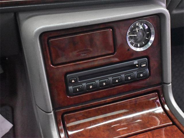 used 2006 Cadillac Escalade ESV car, priced at $9,999