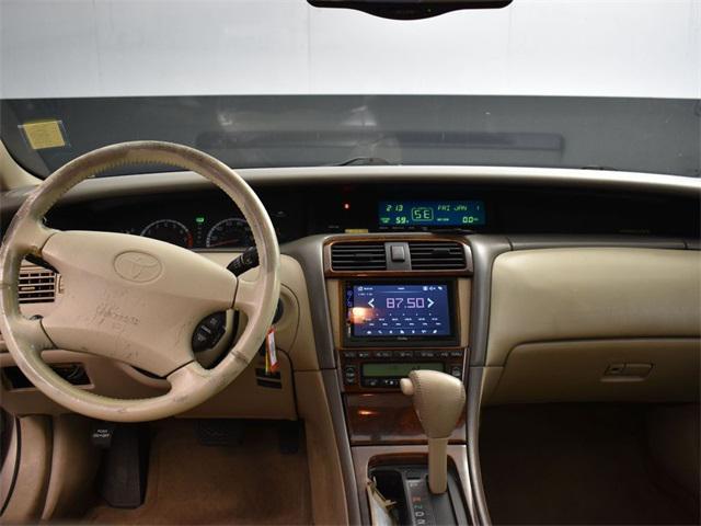 used 2001 Toyota Avalon car, priced at $6,900