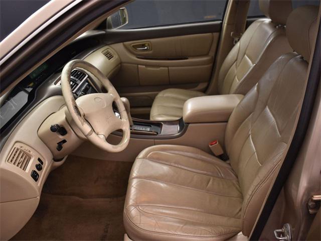 used 2001 Toyota Avalon car, priced at $6,900