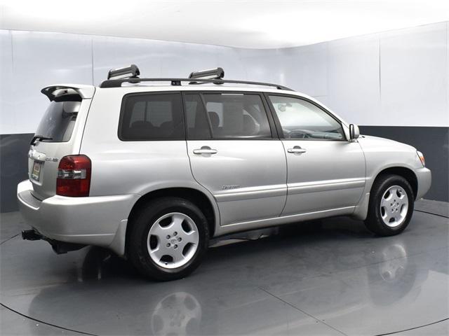 used 2006 Toyota Highlander car, priced at $6,999