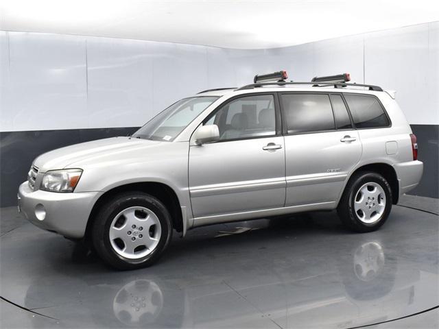 used 2006 Toyota Highlander car, priced at $6,999