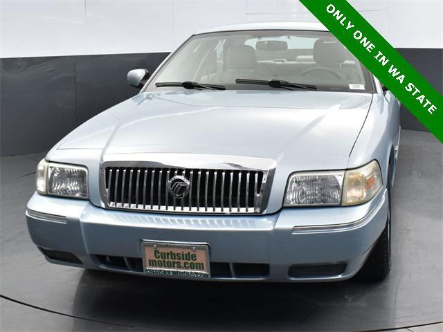 used 2009 Mercury Grand Marquis car, priced at $6,999