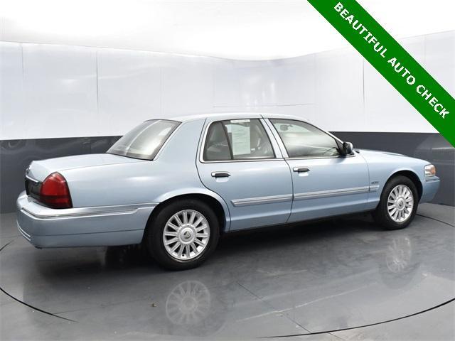 used 2009 Mercury Grand Marquis car, priced at $8,999