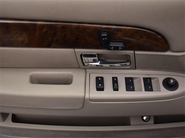 used 2009 Mercury Grand Marquis car, priced at $8,999