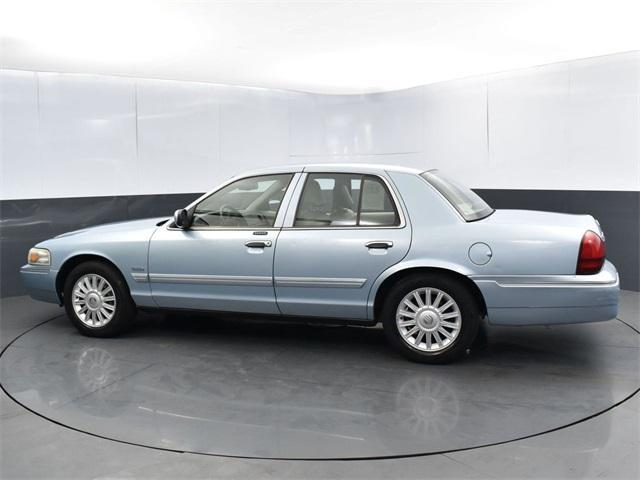 used 2009 Mercury Grand Marquis car, priced at $8,377