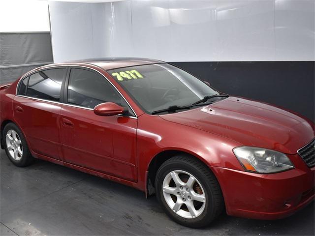 used 2006 Nissan Altima car, priced at $7,999