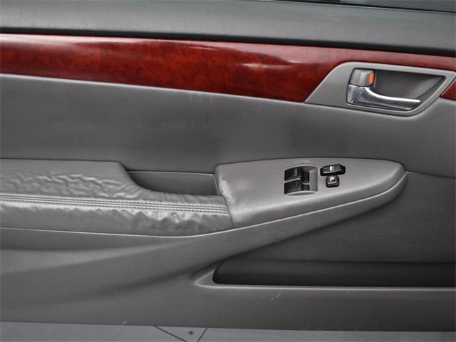 used 2004 Toyota Camry Solara car