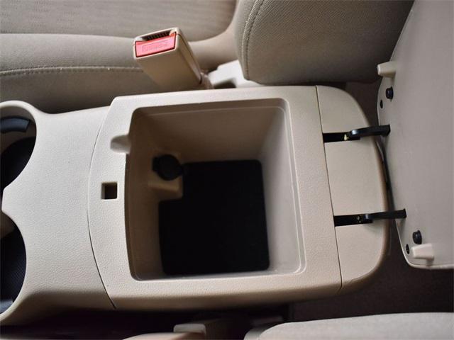 used 2007 Kia Rondo car, priced at $5,999