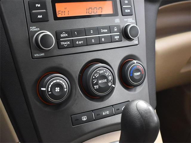 used 2007 Kia Rondo car, priced at $5,999