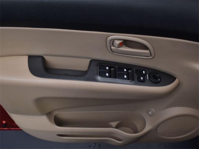 used 2007 Kia Rondo car, priced at $5,999