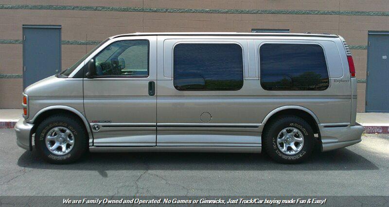 used 2002 GMC Savana 1500 car, priced at $14,995