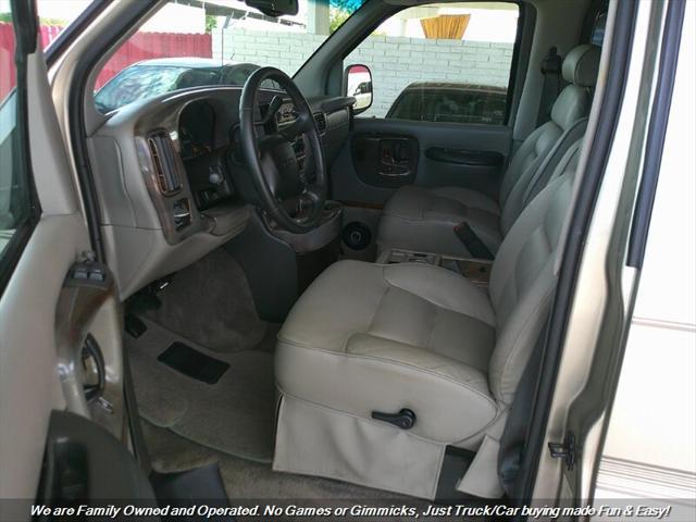 used 2002 GMC Savana 1500 car, priced at $14,995